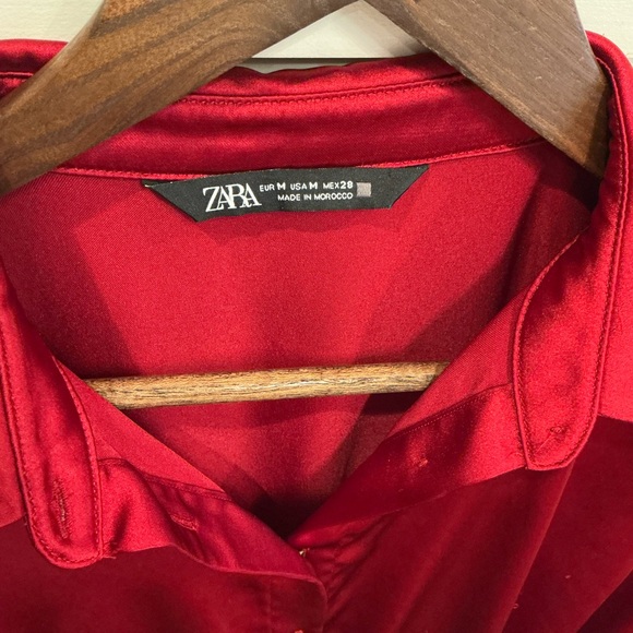 Zara Vibrant Red Satin dress - Picture 5 of 6